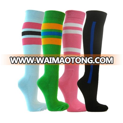 Custom Knitted Sports Rugby Soccer Football Socks with Low Price